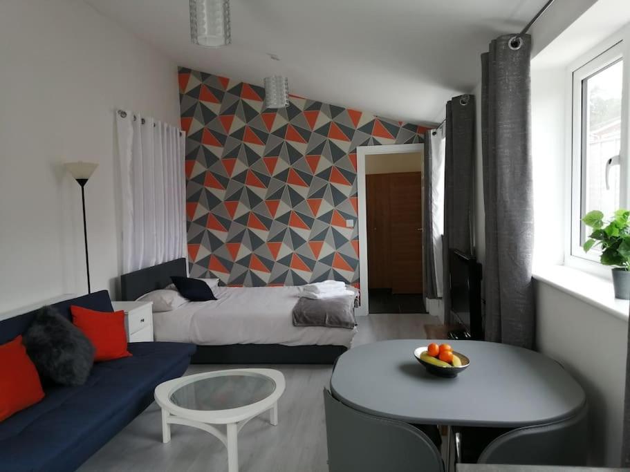 Апартаменты Self Contained Annexe Киддерминстер Экстерьер фото